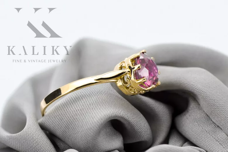 Ring Vintage Jewlery Amethyst 14K Yellow gold vrc366y